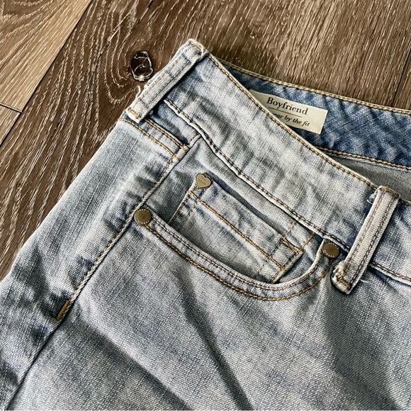 TORRID Crop Boyfriend Jean - Vintage Stretch Light Wash Size 12 Lace Underlay - Picture 10 of 13